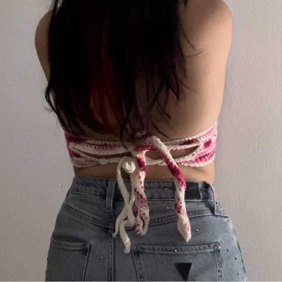 Crochet halter top pink and white 🤍🩷 - Picture 6 of 6